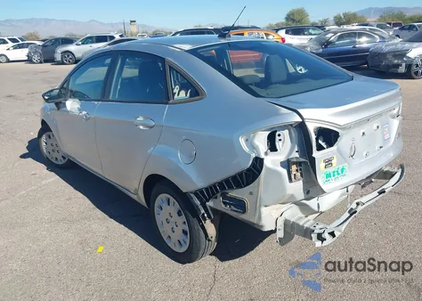 2016 Ford Fiesta S z USA, uszkodzony, nr VIN 3FADP4AJ2GM108144